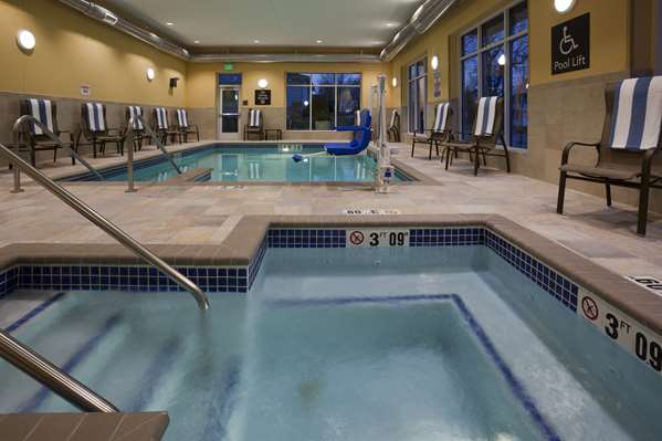 Pool - Homewood Suites by Hilton Rochester