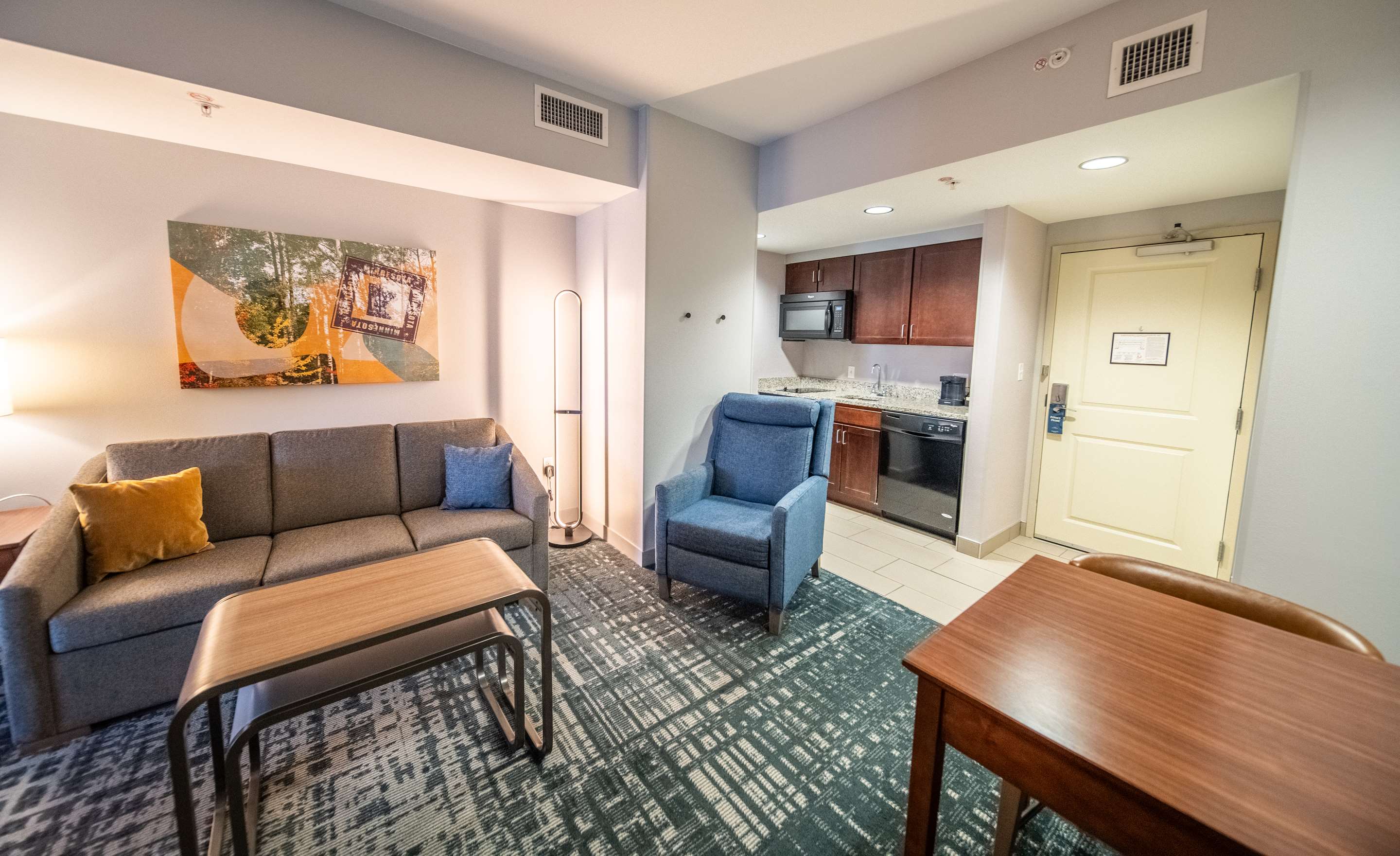 Guest room