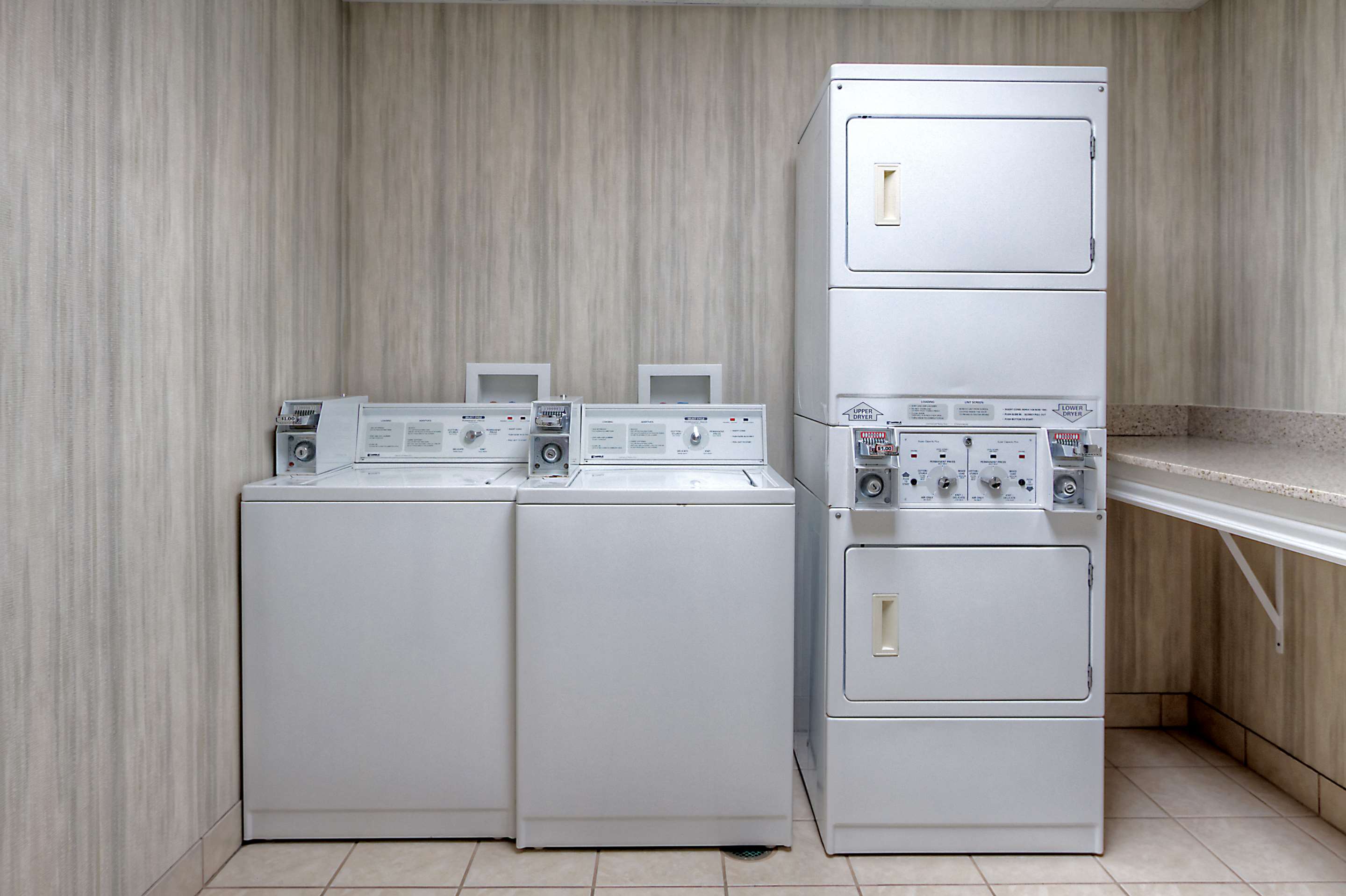 Property amenity | Hampton Inn Russellville