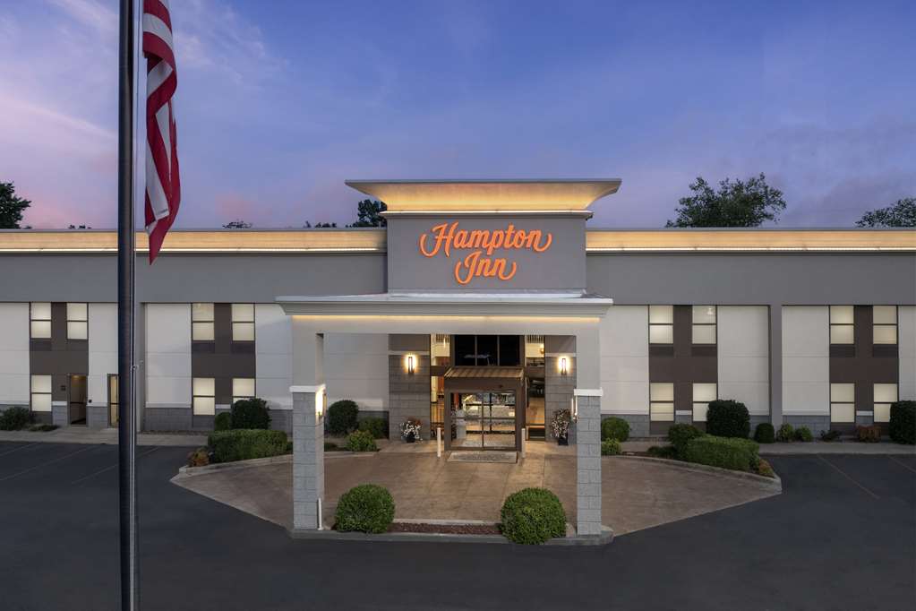 Hampton Inn Russellville