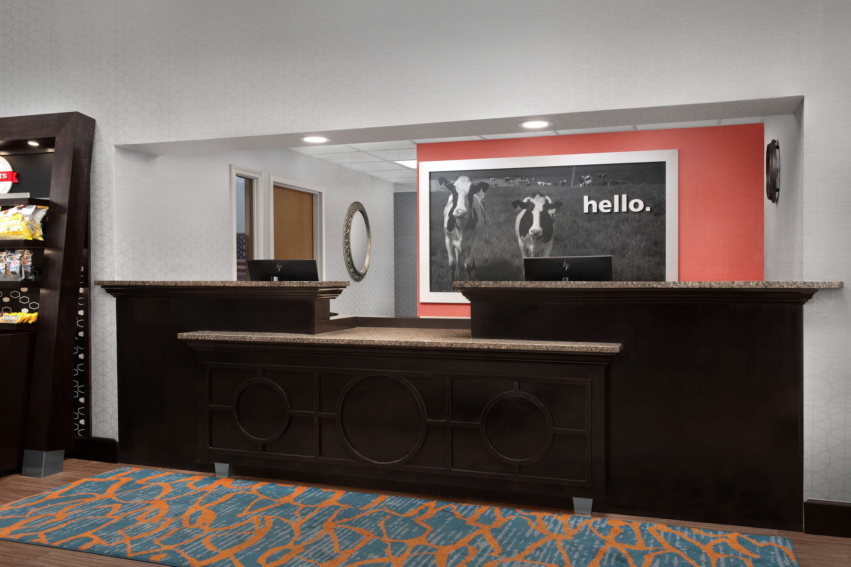 Reception | Hampton Inn Russellville