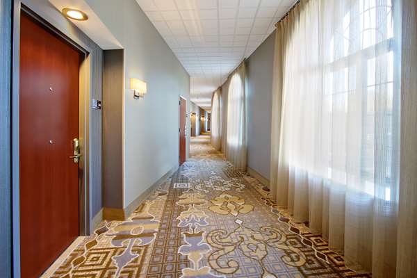  - Hampton Inn & Suites Rockville Centre