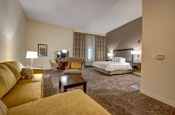  - Hampton Inn & Suites Rockville Centre