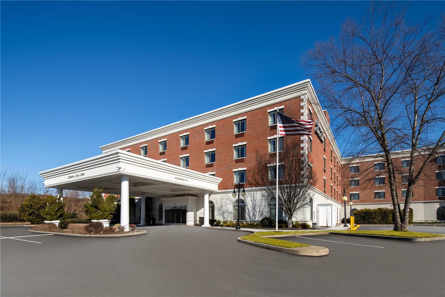 Hampton Inn & Suites Rockville Centre