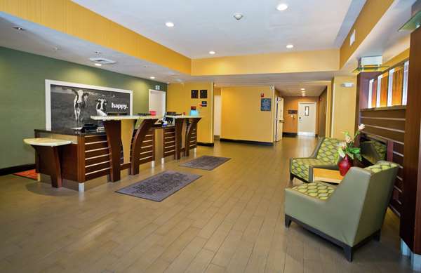  - Hampton Inn & Suites Sacramento