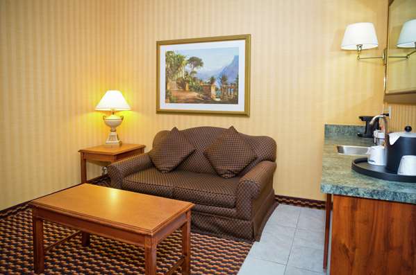  - Hampton Inn & Suites Sacramento