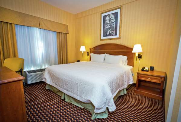  - Hampton Inn & Suites Sacramento