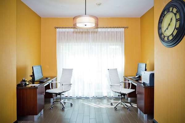 Conference Area - Hampton Inn & Suites Sacramento