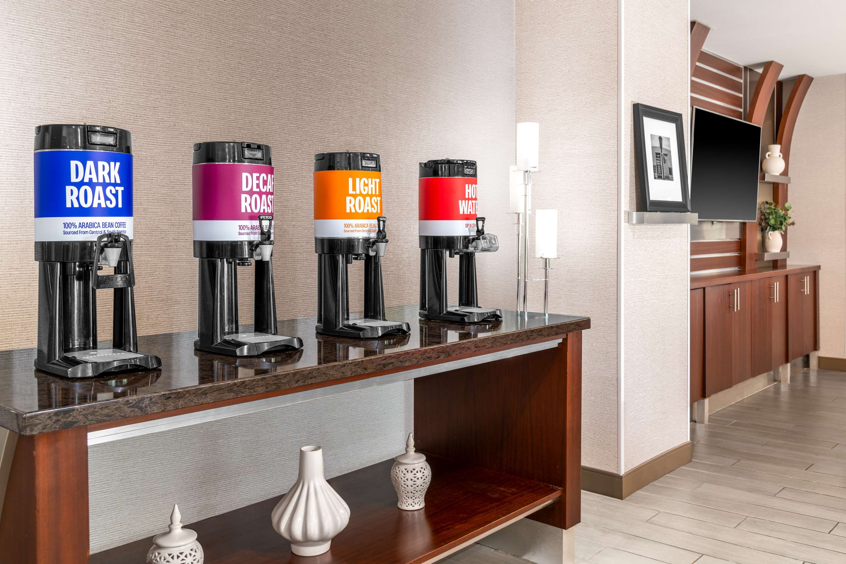 Restaurant | Hampton Inn & Suites Sacramento-Cal Expo