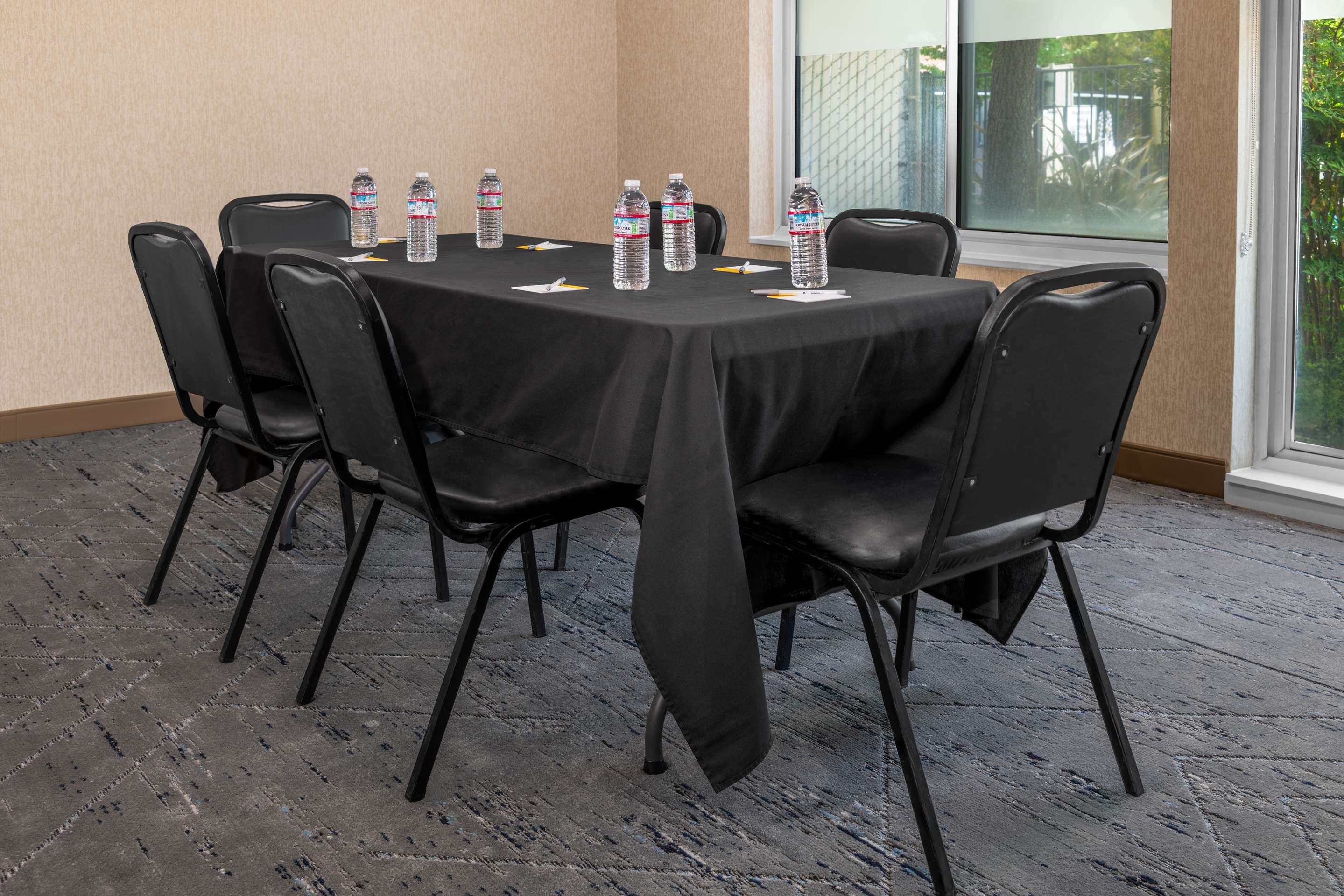 Meeting Room | Hampton Inn & Suites Sacramento-Cal Expo