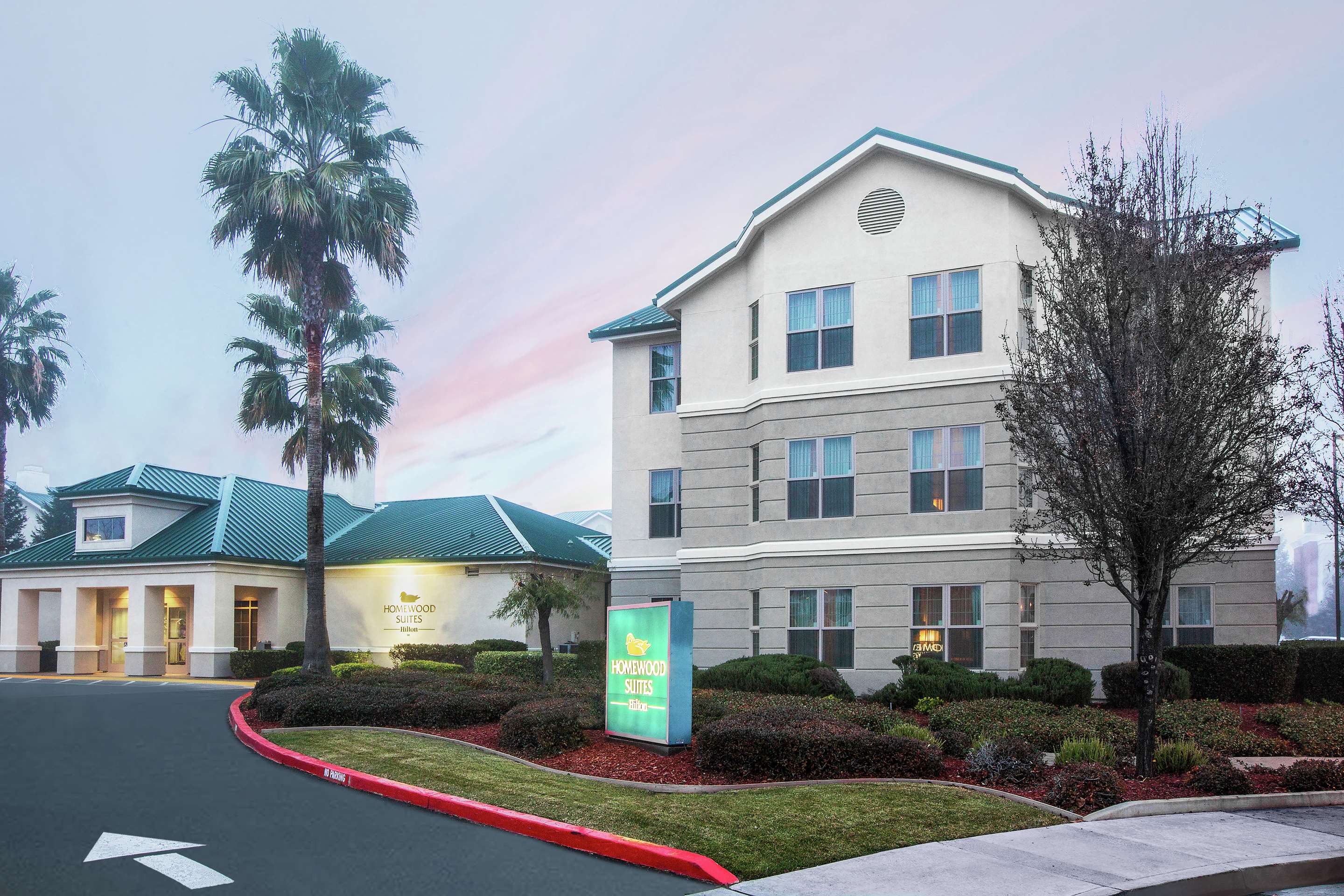 Exterior | Homewood Suites By Hilton Sacramento Airport - Natomas
