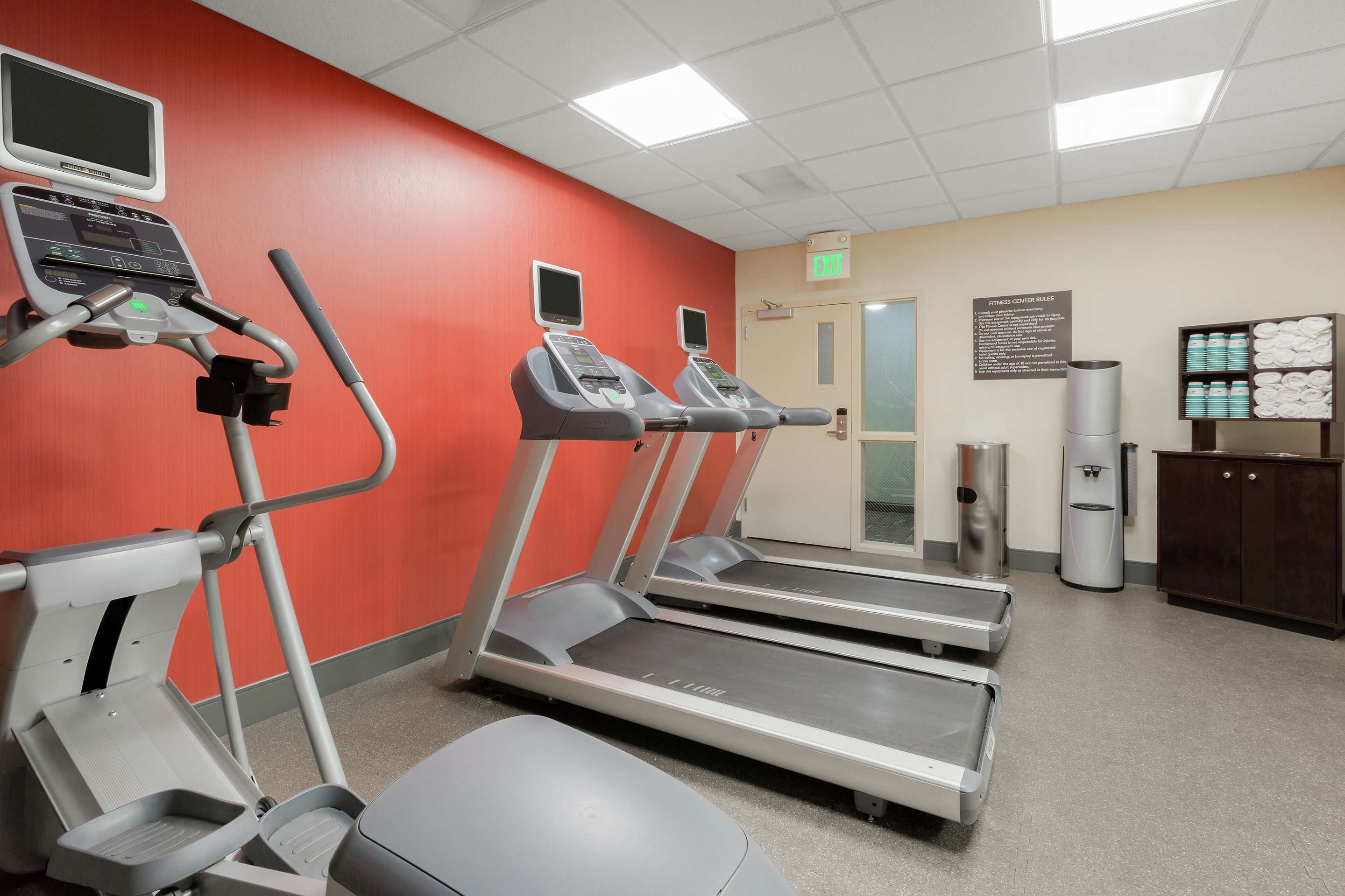 Health club fitness center gym | Homewood Suites By Hilton Sacramento Airport - Natomas