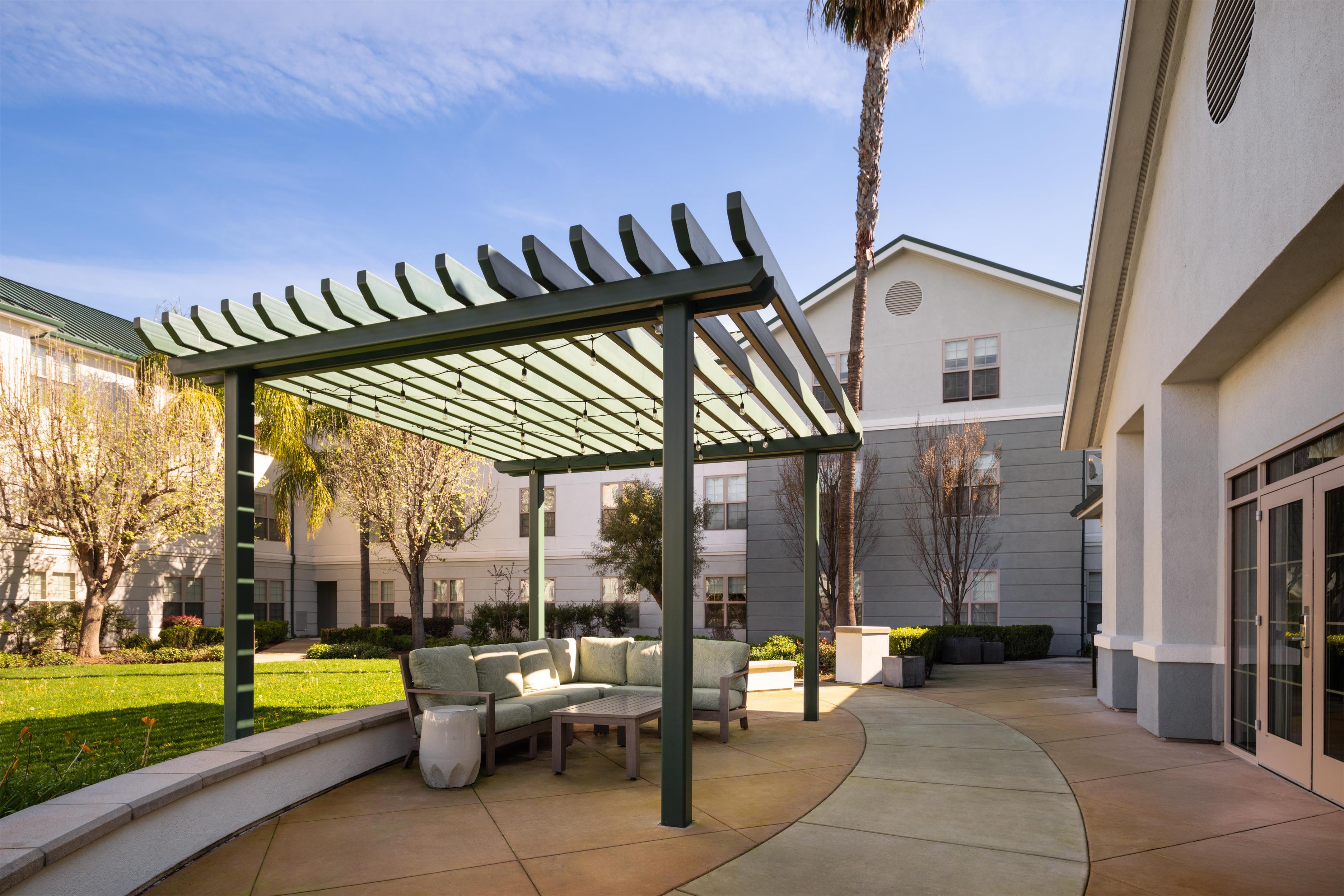 Exterior | Homewood Suites By Hilton Sacramento Airport - Natomas