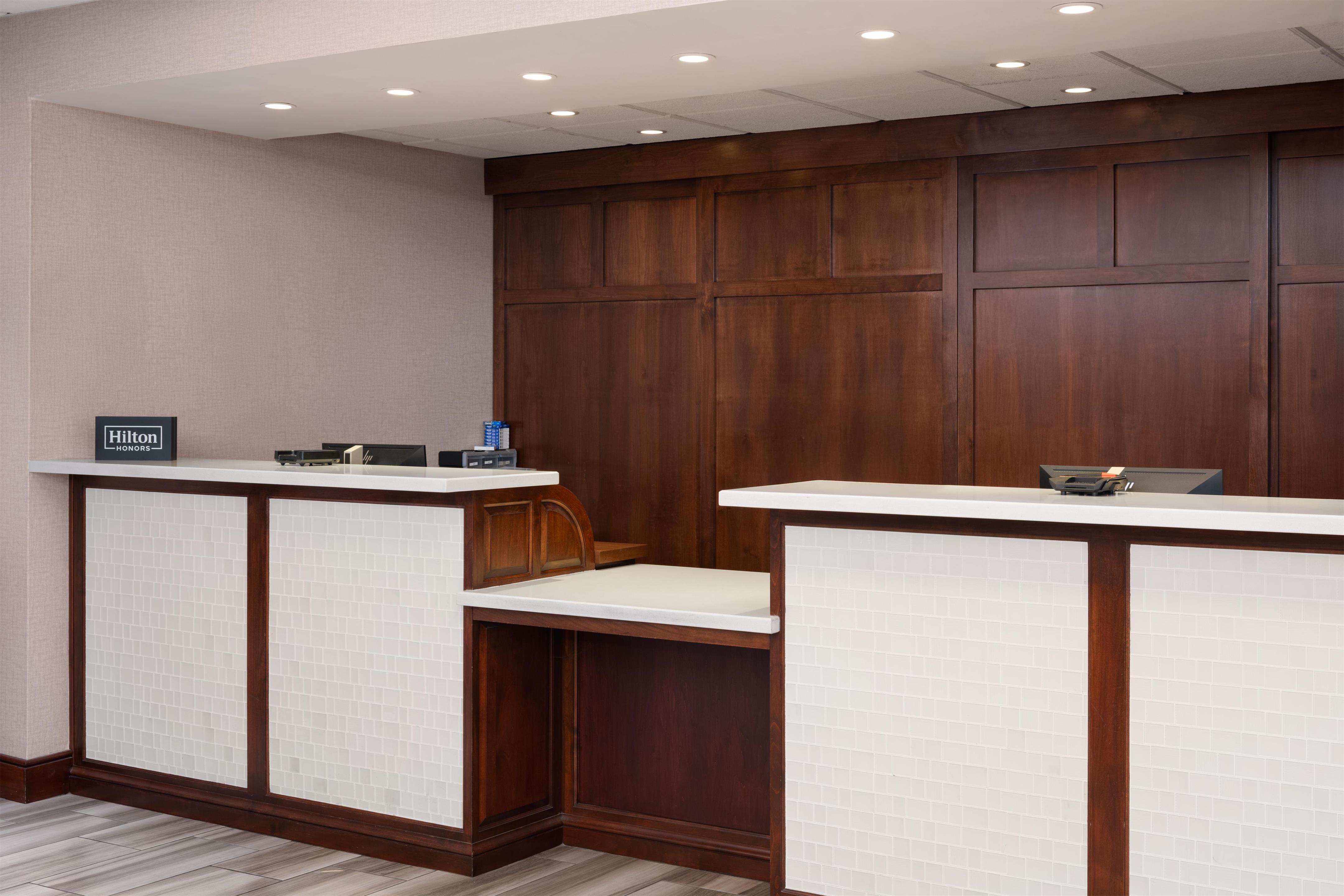 Reception | Homewood Suites By Hilton Sacramento Airport - Natomas
