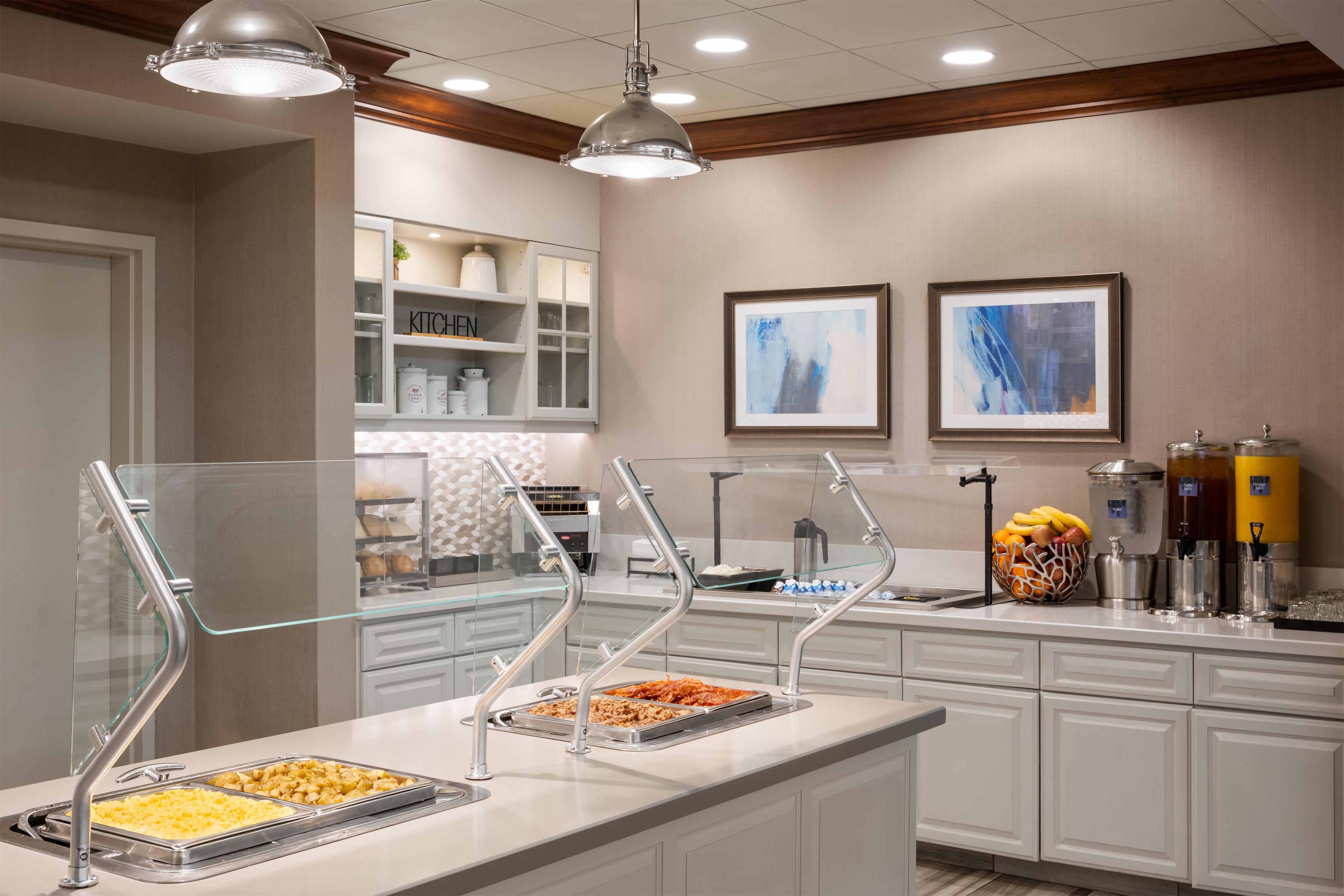 Breakfast Area | Homewood Suites By Hilton Sacramento Airport - Natomas