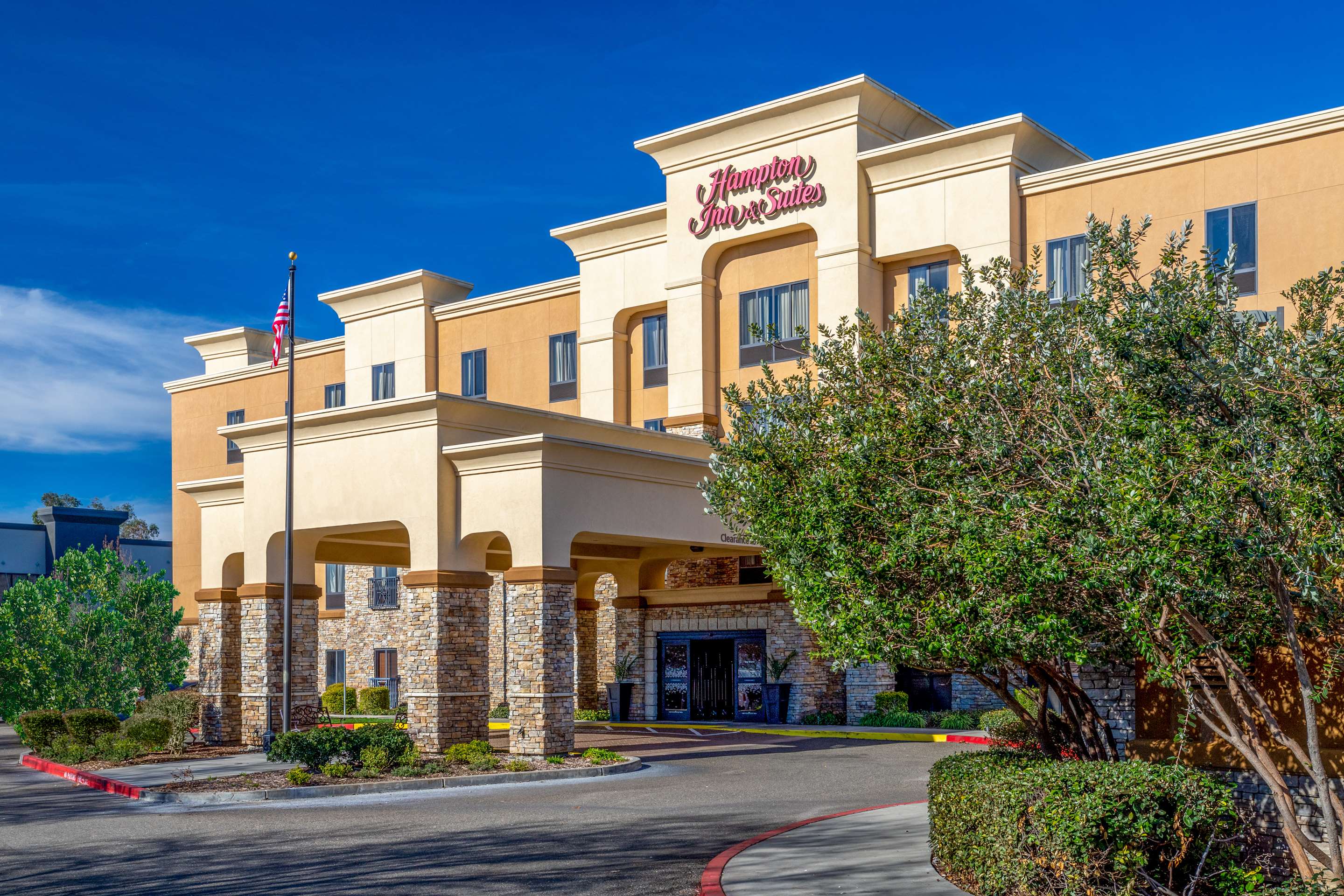 Exterior | Hampton Inn & Suites Sacramento-Elk Grove Laguna I-5