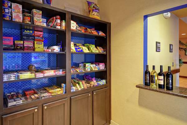 Restaurant - Hampton Inn & Suites Folsom