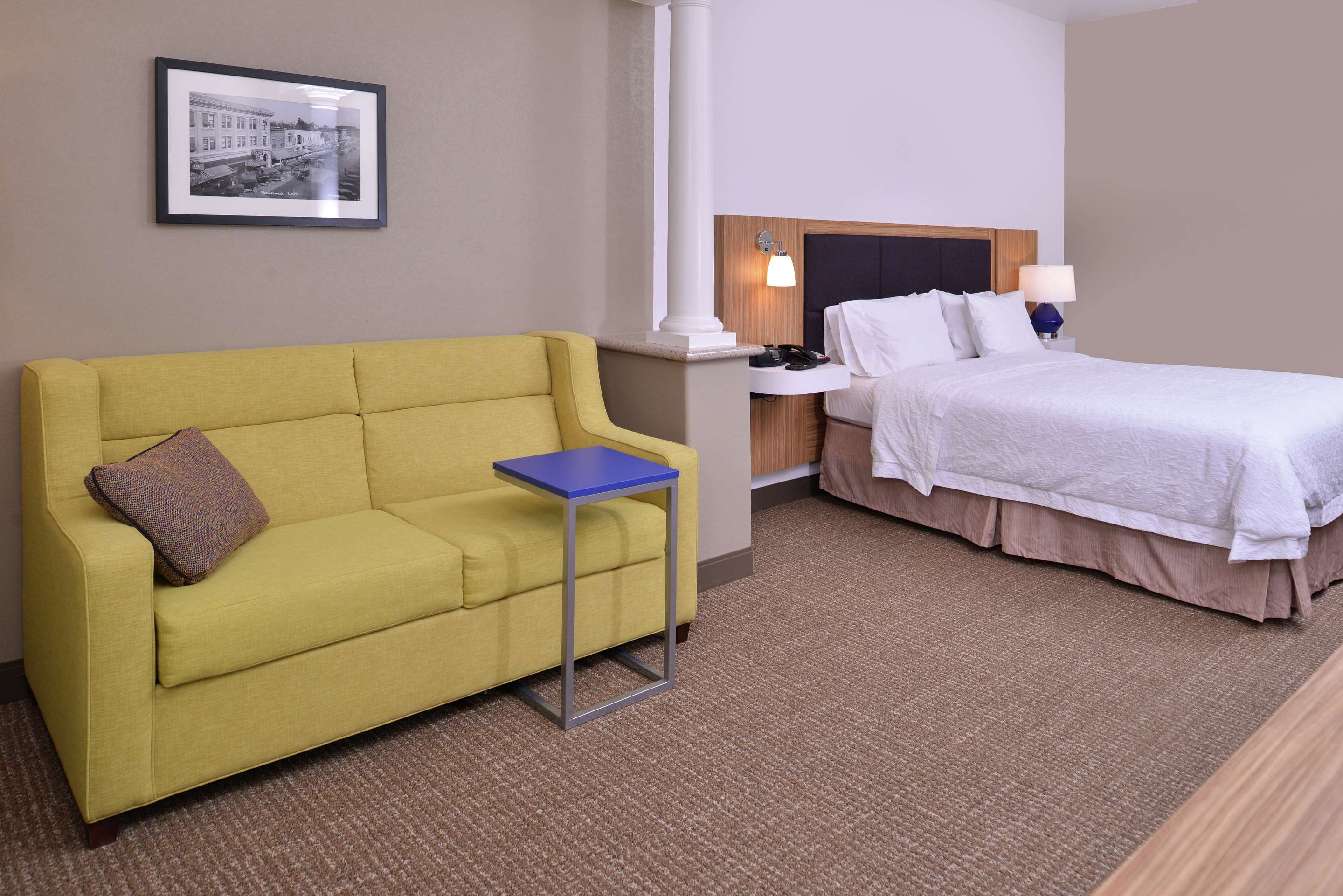 Guest room