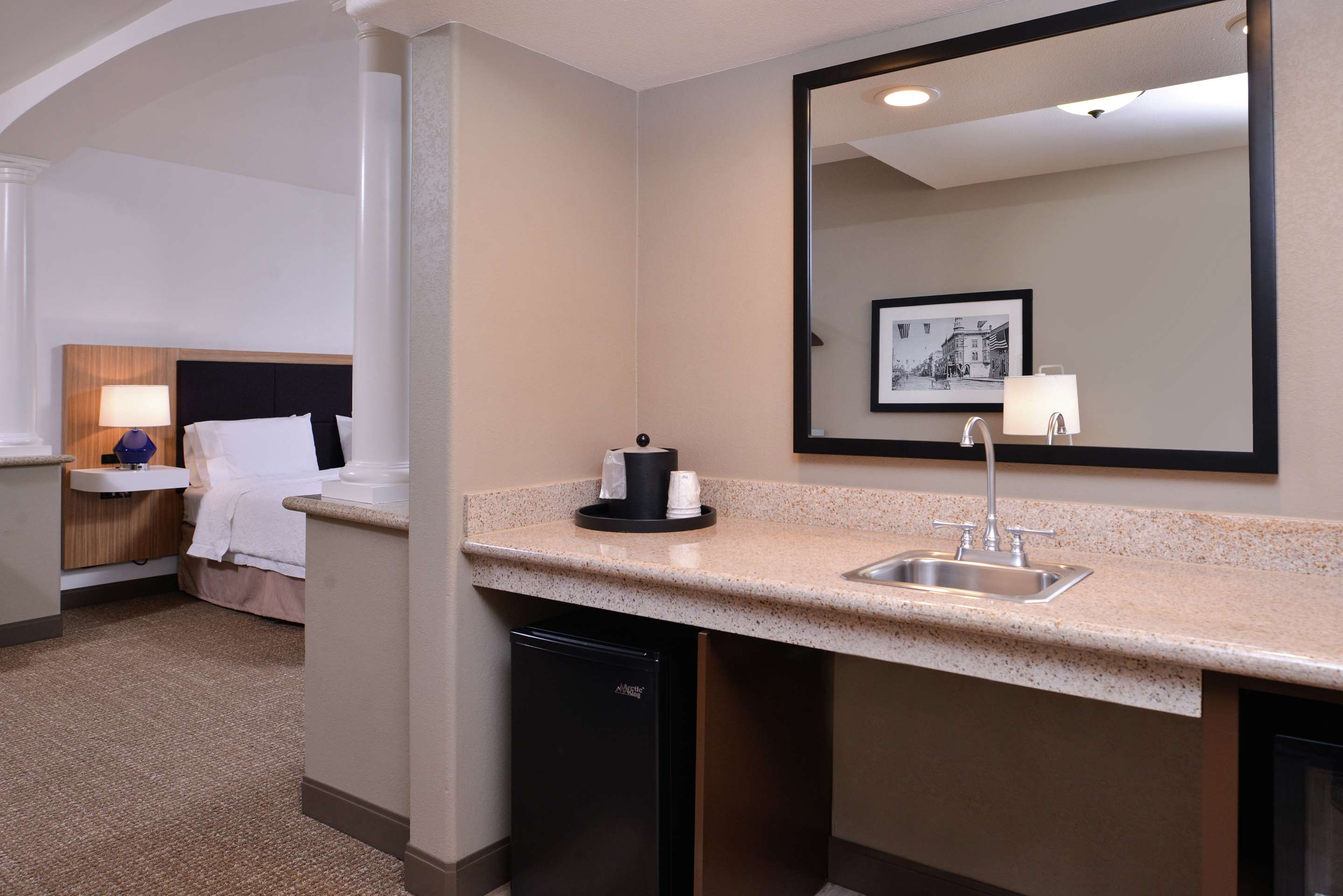 Guest room