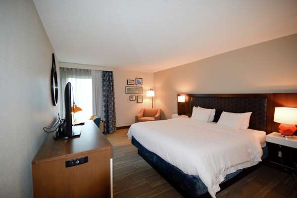  - Hampton Inn East Salem