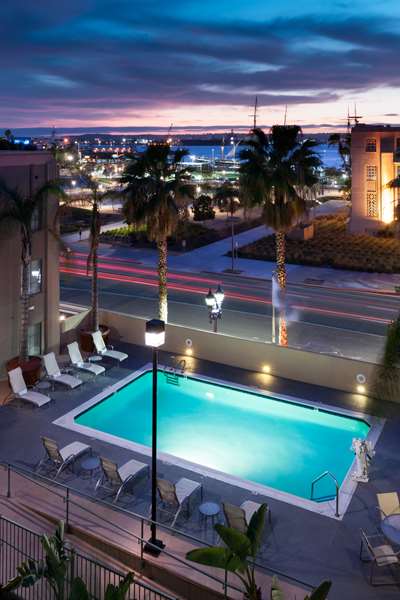 Pool - Hampton Inn Downtown San Diego
