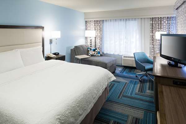  - Hampton Inn Downtown San Diego