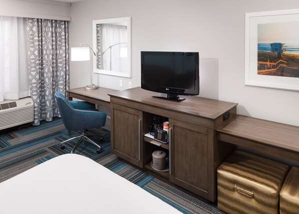  - Hampton Inn Downtown San Diego