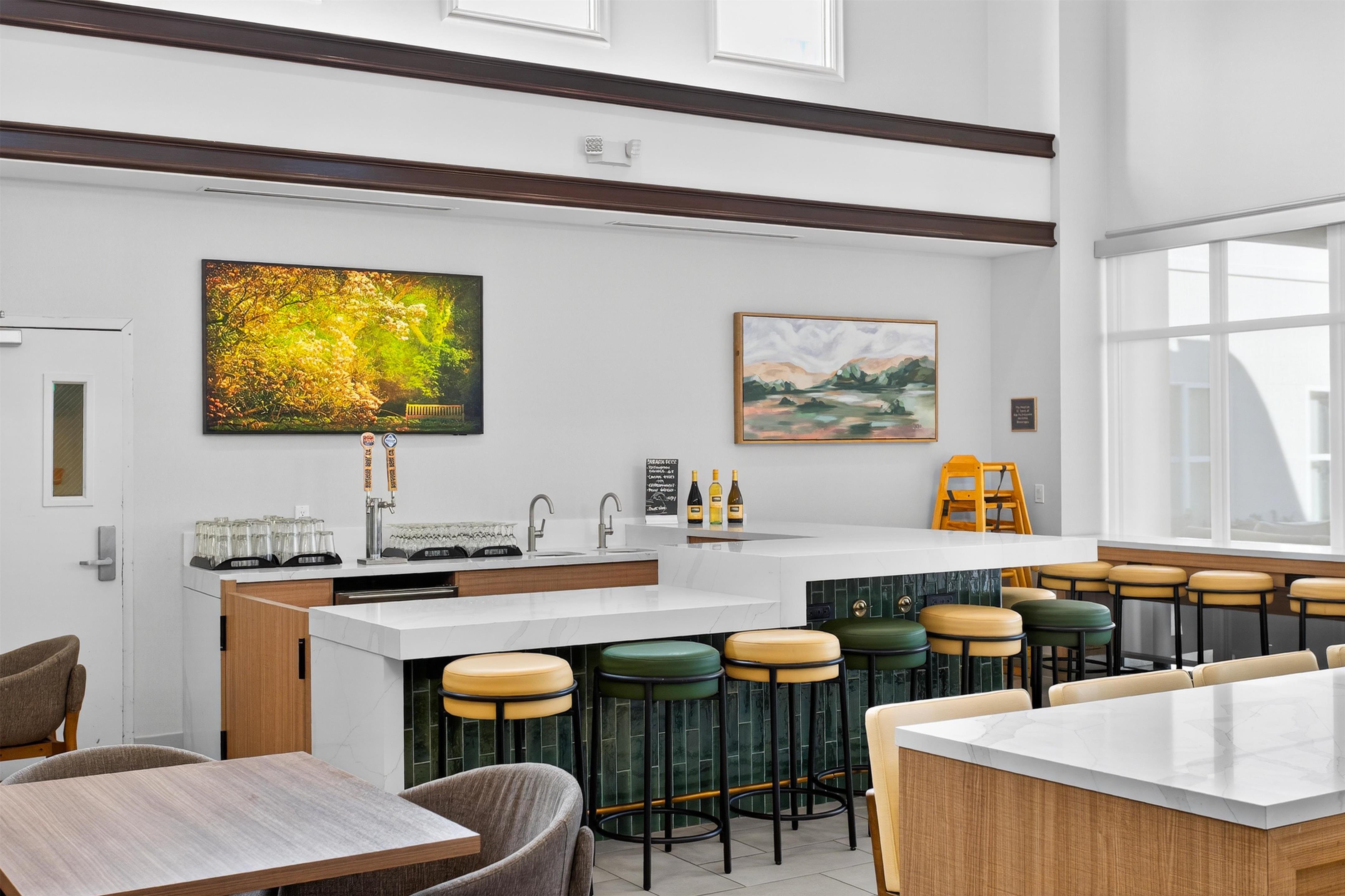 BarLounge | Homewood Suites by Hilton Carlsbad-North San Diego County