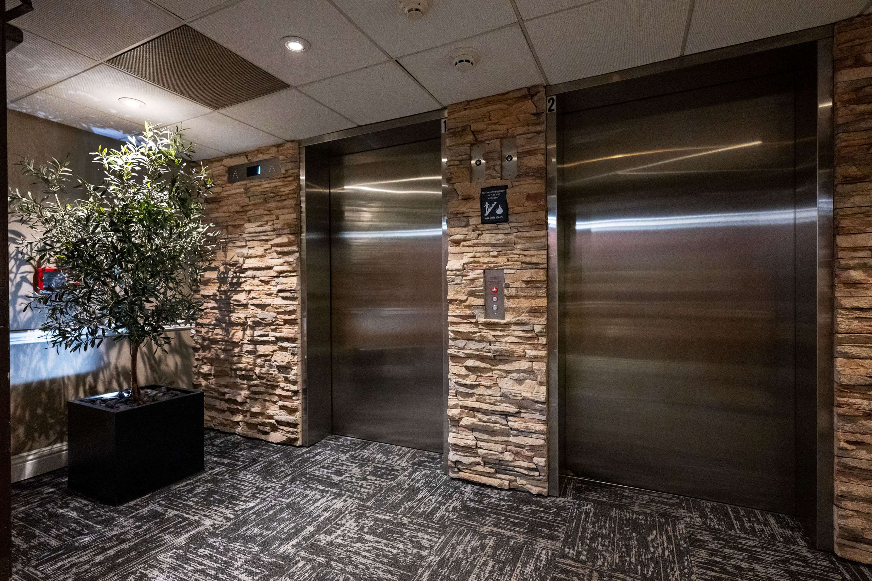 Lobby | Hampton Inn by Hilton San Diego - Kearny Mesa