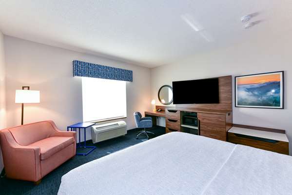 - Hampton Inn & Suites Pittsburg - CA 4, Exit 24