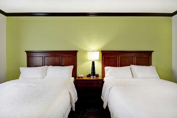  - Hampton Inn Northeast San Antonio - I-35 & I-410, Exit 164A
