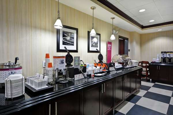 Amenities - Hampton Inn Northeast San Antonio - I-35 & I-410, Exit 164A