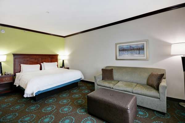  - Hampton Inn Northeast San Antonio - I-35 & I-410, Exit 164A