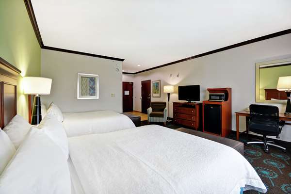  - Hampton Inn Northeast San Antonio - I-35 & I-410, Exit 164A