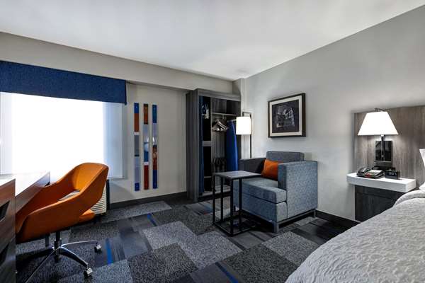  - Hampton Inn Downtown San Antonio - I-37, Exit 141