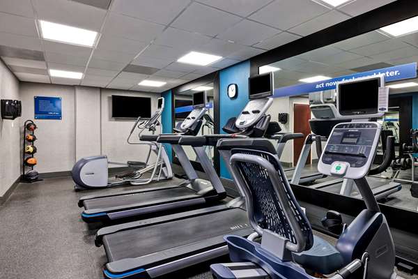 Fitness/ Exercise Room - Hampton Inn Downtown San Antonio - I-37, Exit 141