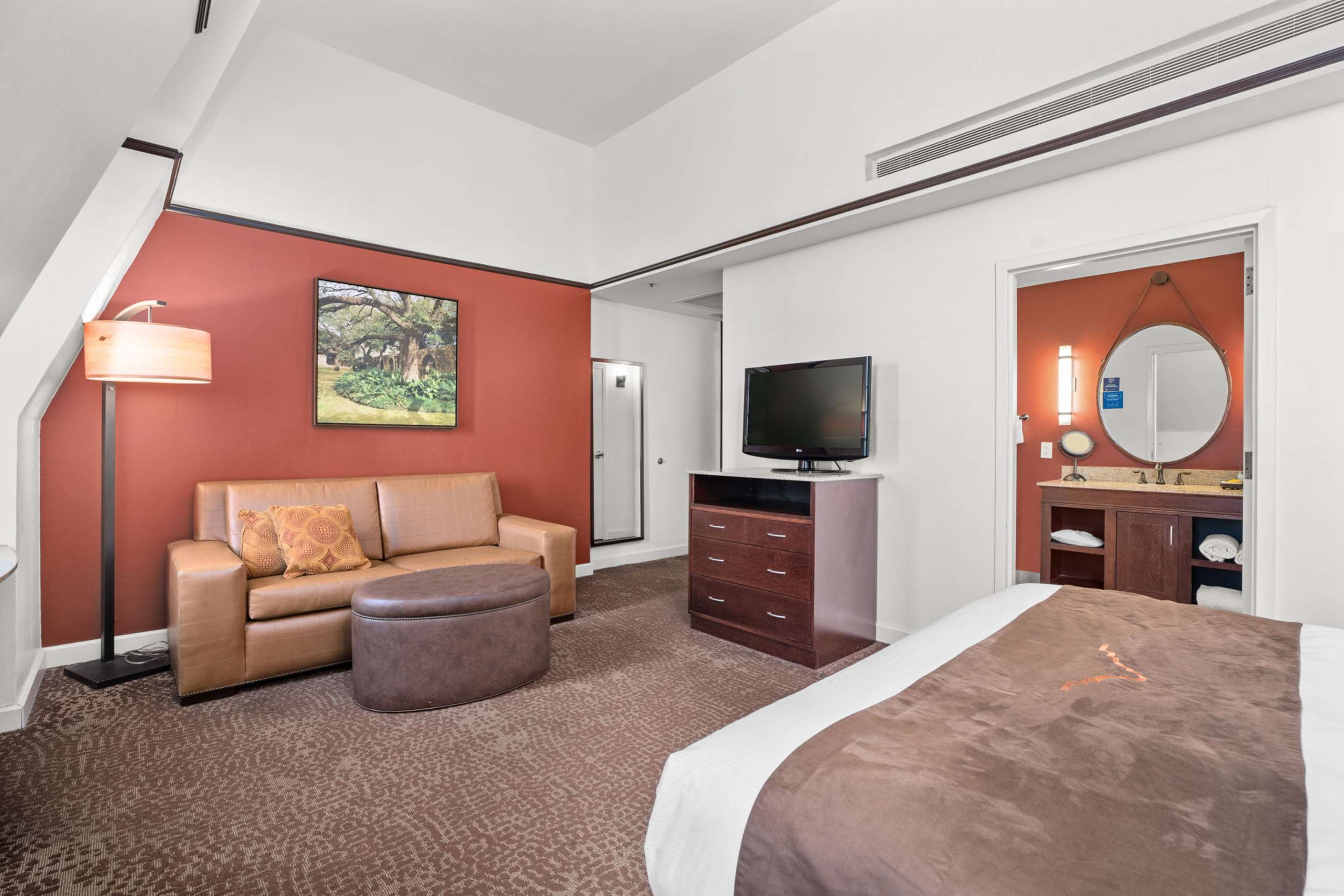 Guest room