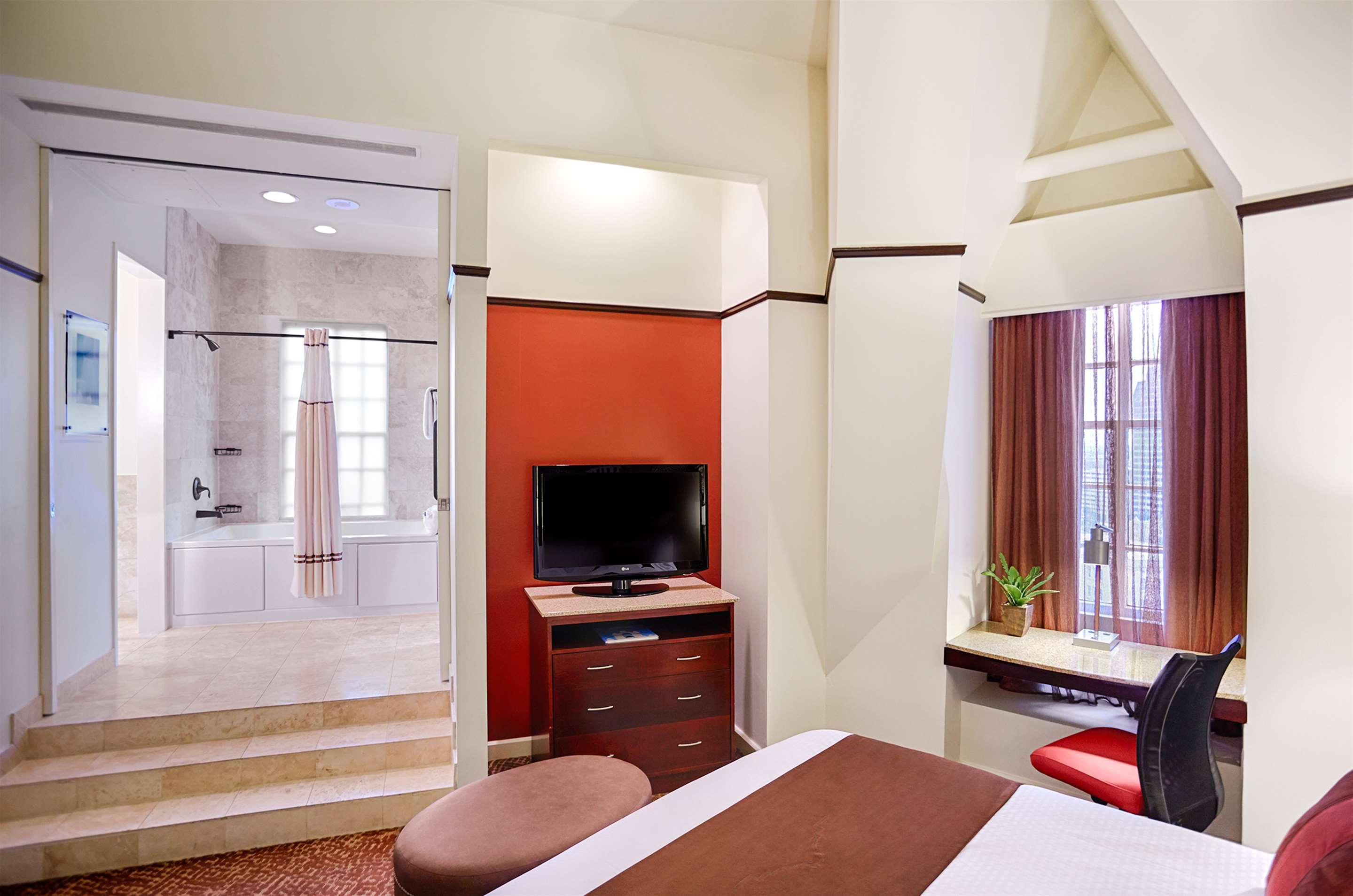Guest room