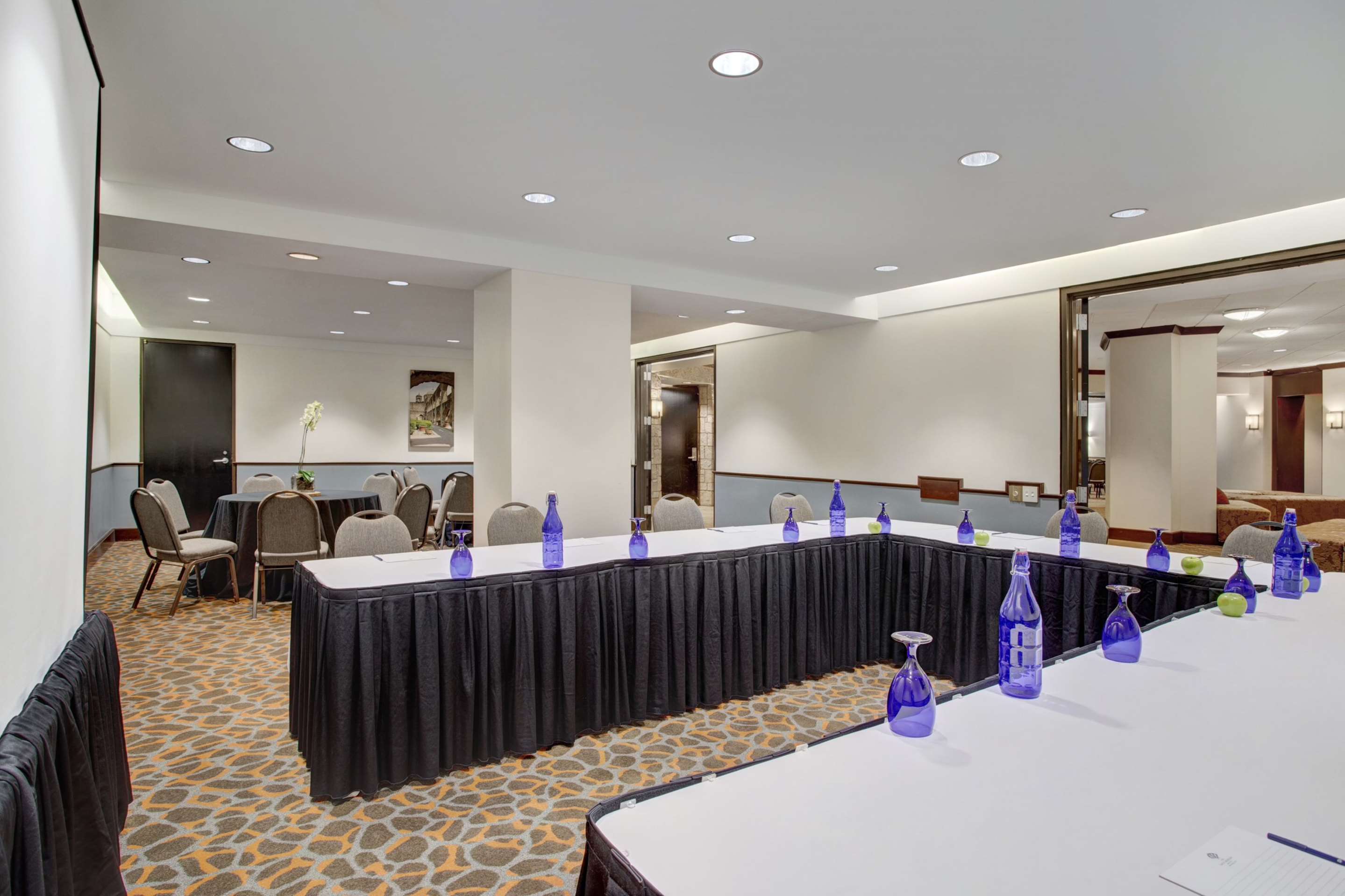 Meeting Room | The Emily Morgan San Antonio - a DoubleTree by Hilton