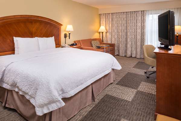  - Hampton Inn Northwoods San Antonio