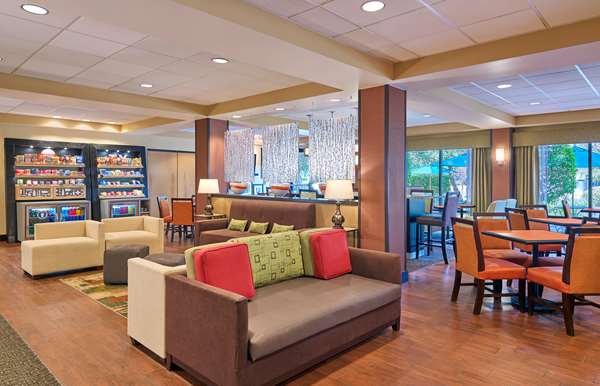  - Hampton Inn Northwoods San Antonio
