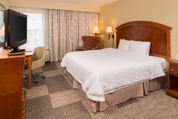  - Hampton Inn Northwoods San Antonio
