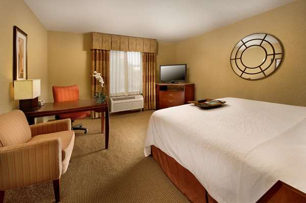  - Hampton Inn & Suites Airport San Antonio