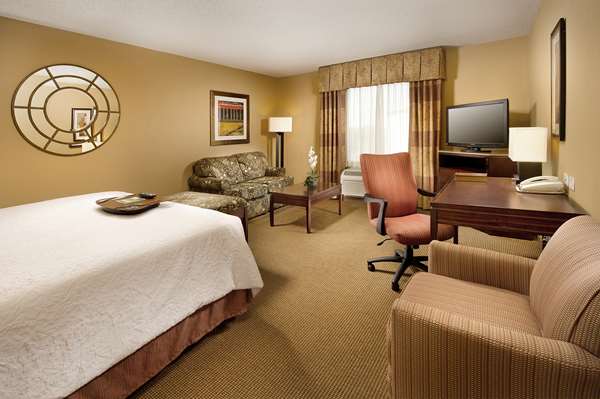  - Hampton Inn & Suites Airport San Antonio