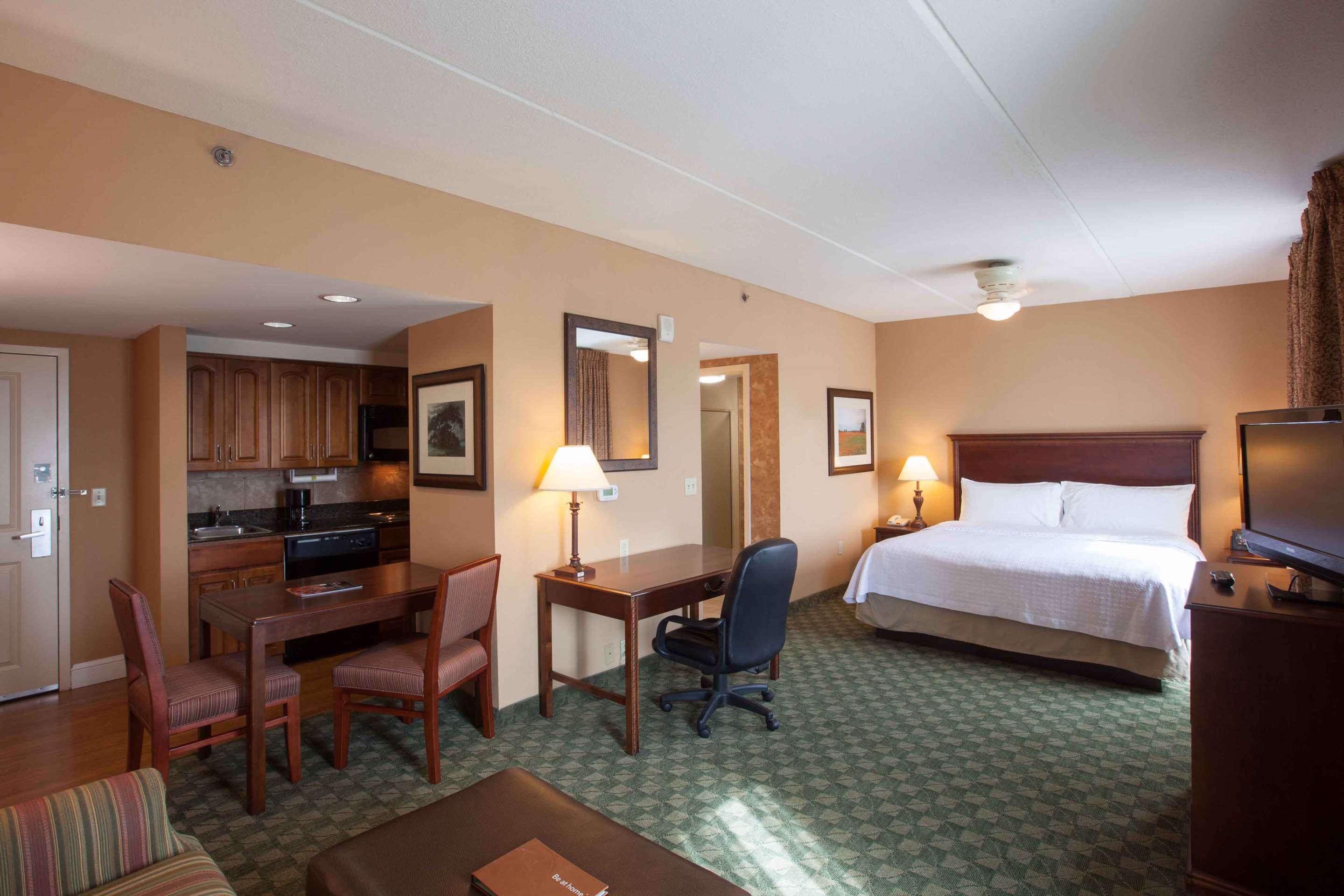 Guest room