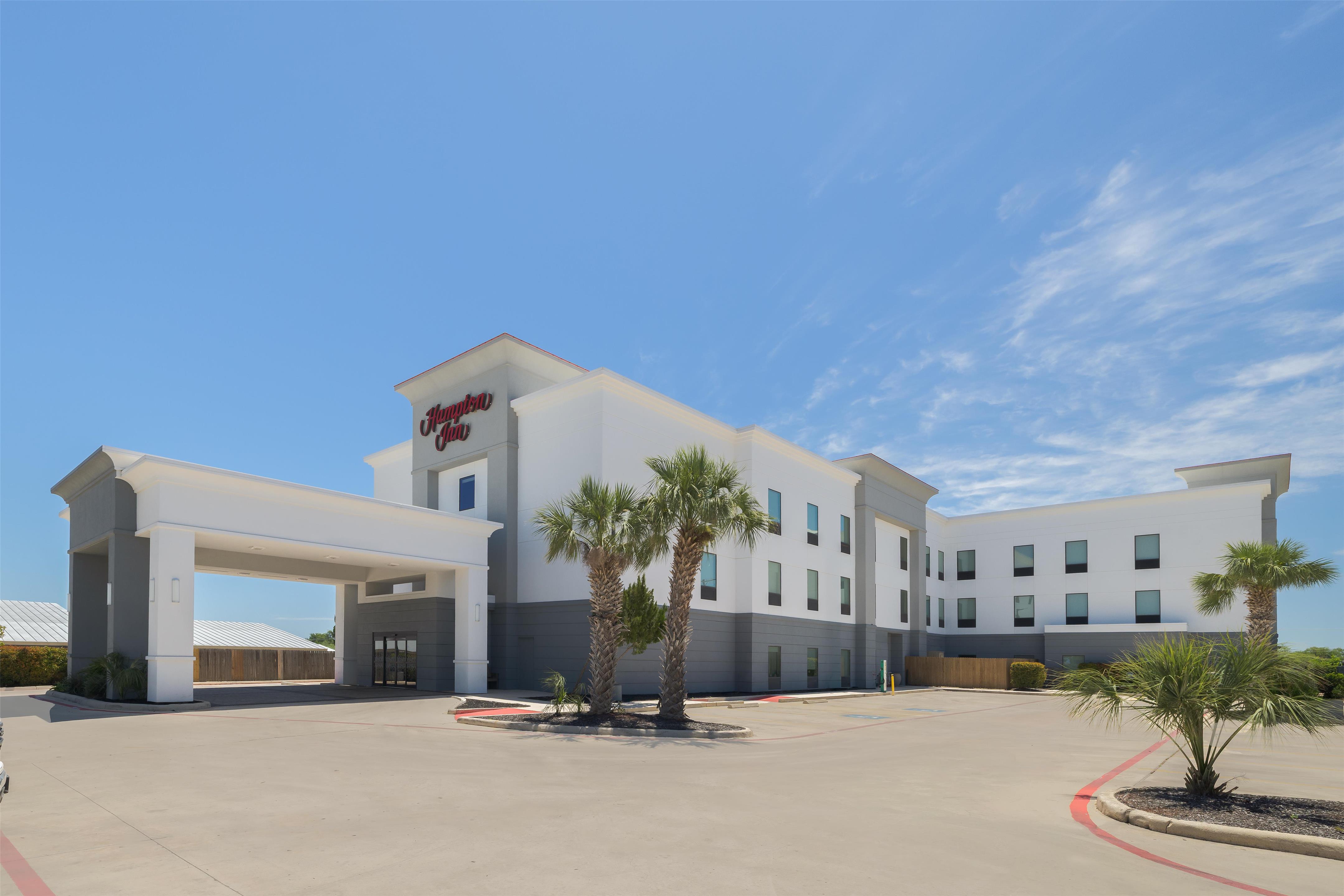 Exterior | Hampton Inn Pleasanton