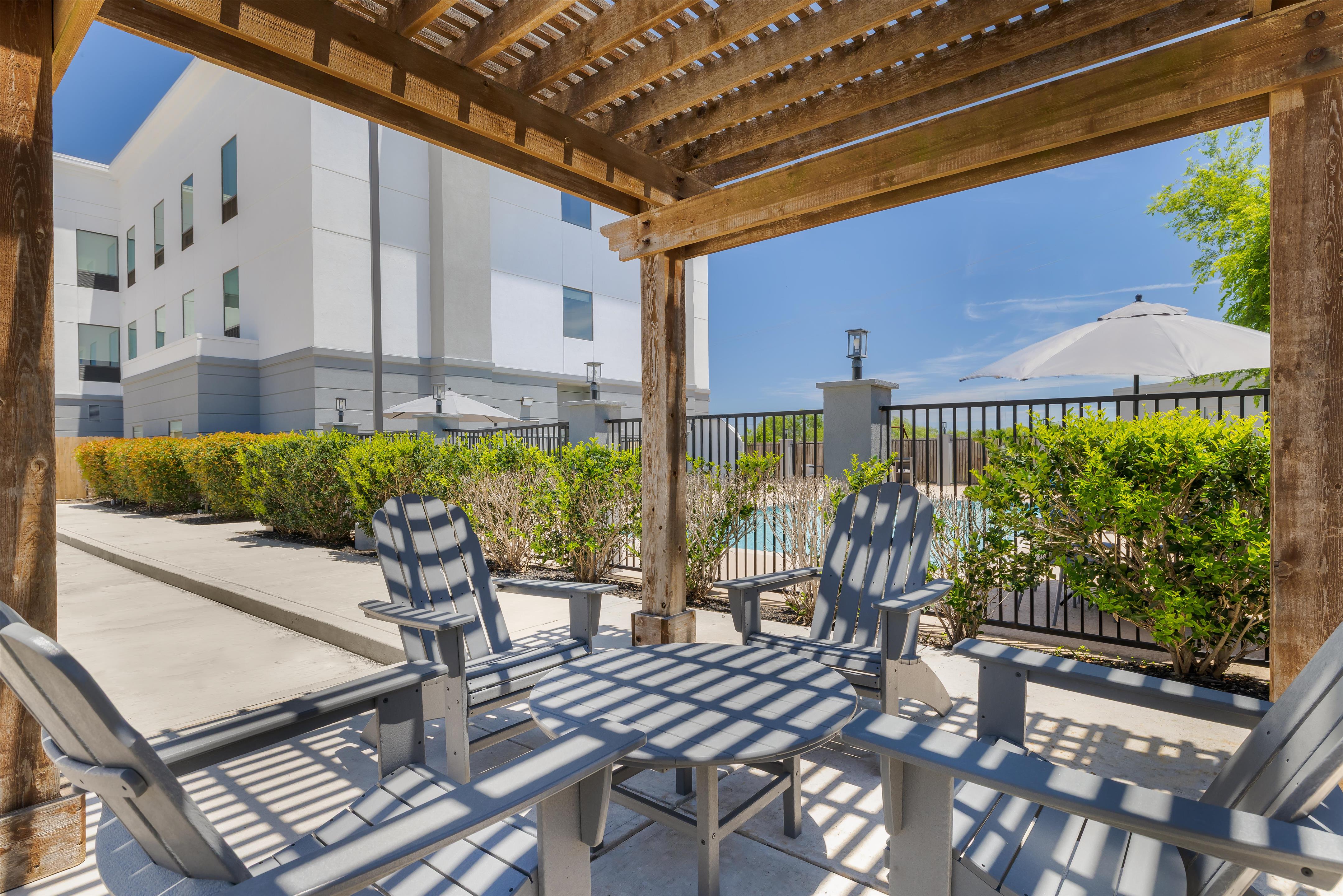 Exterior | Hampton Inn Pleasanton