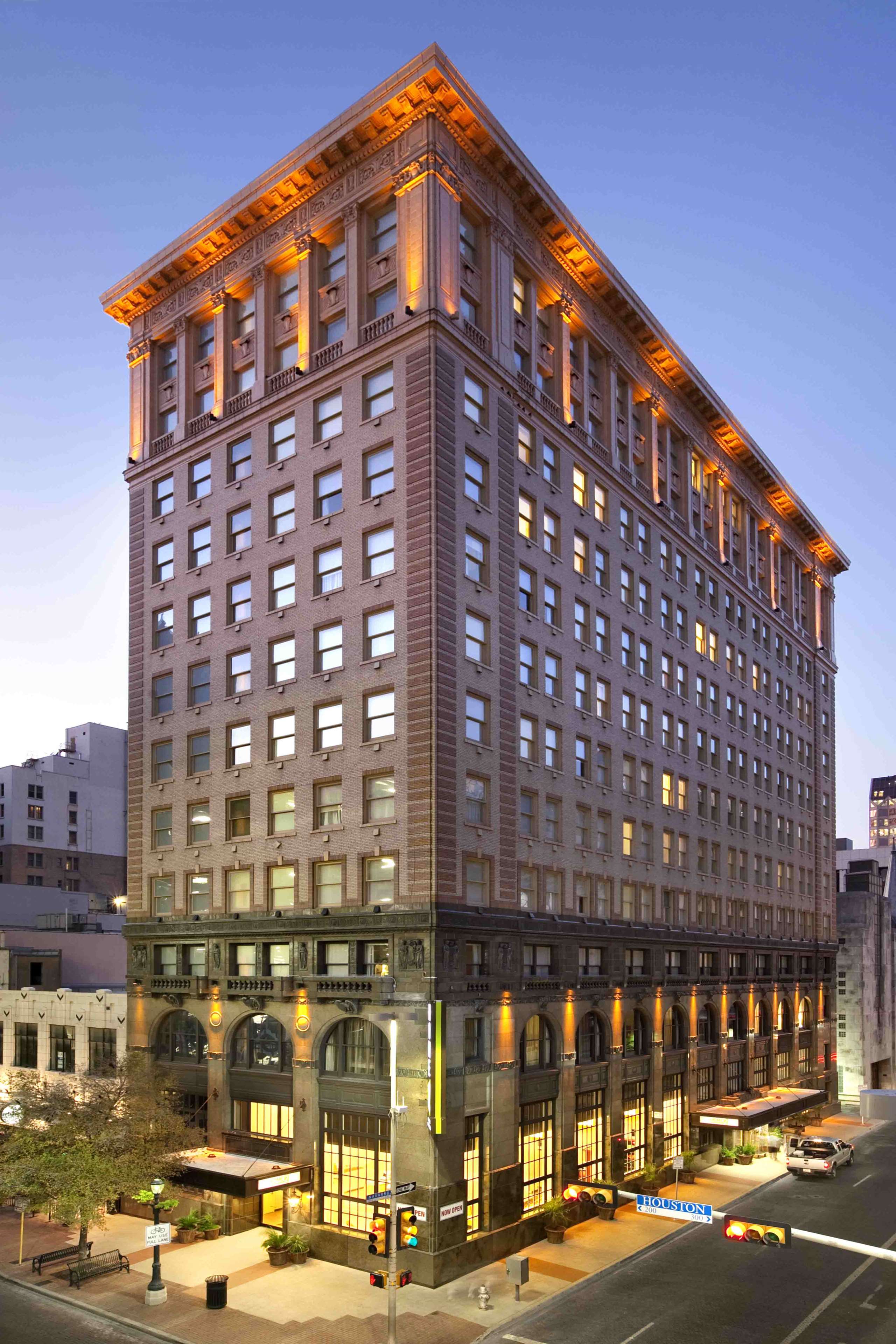 Home2 Suites by Hilton San Antonio Downtown - Riverwalk