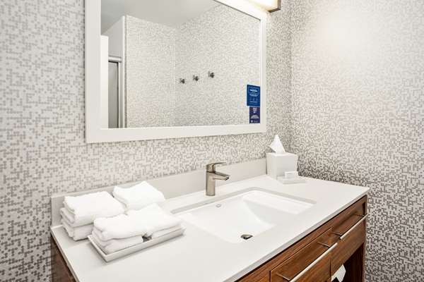  - Home2 Suites by Hilton Riverwalk San Antonio