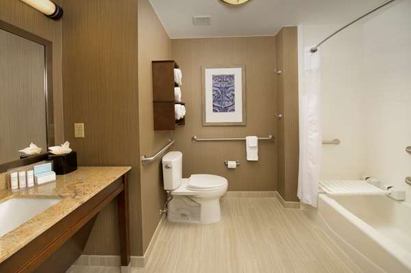  - Hampton Inn Market Square San Antonio - I-10 & I-35, Exit 155B